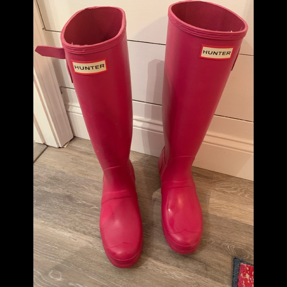 Hunter rain boots..hot pink